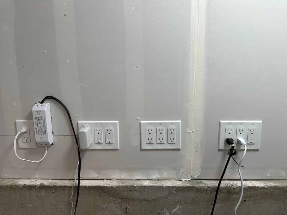 Outlets/Switches installation/replacement image