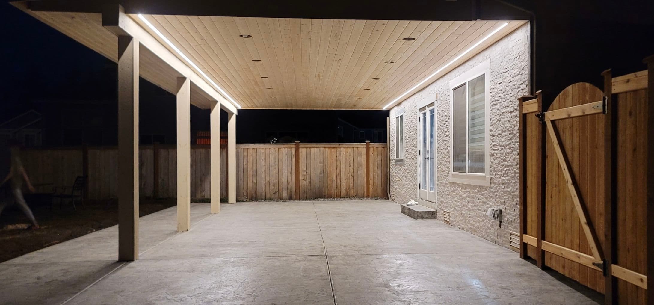 Project Everett's New Outdoor Oasis with LED Lighting image