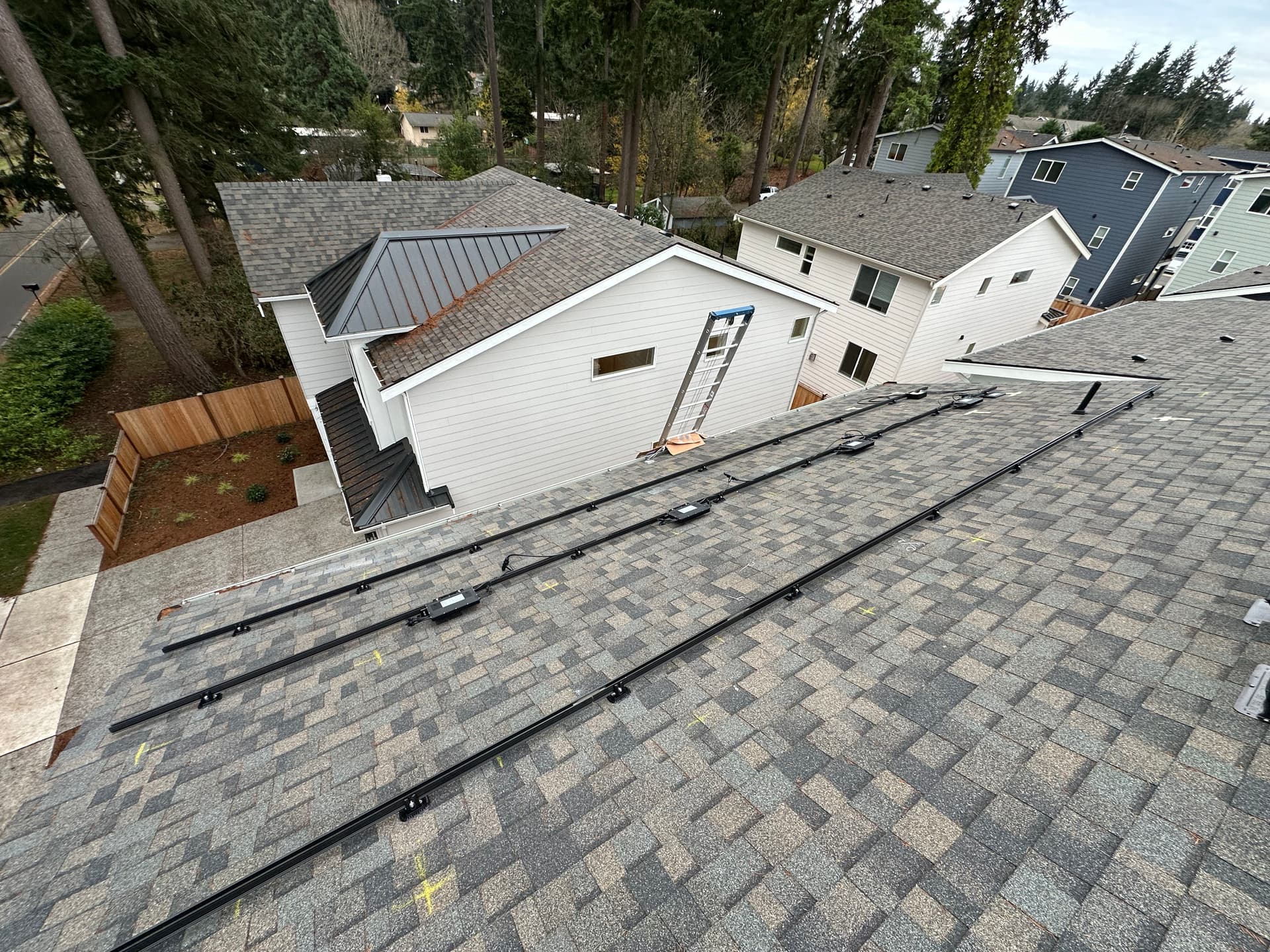 Gallery photos for On-Grid Solar System Installation in Edmonds: Image #3