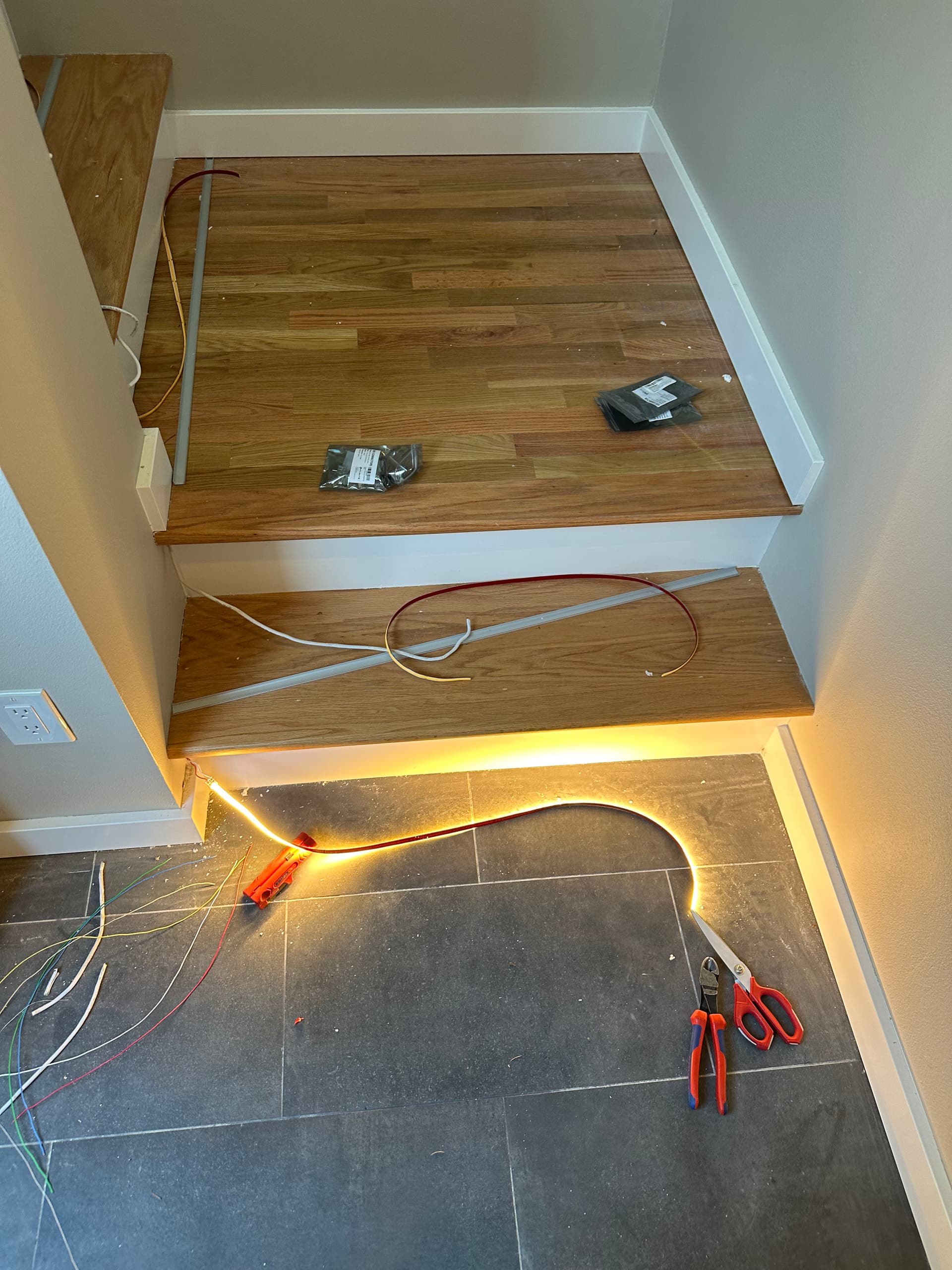 Gallery photos for LED Staircase Lighting in Bellevue: Image #1
