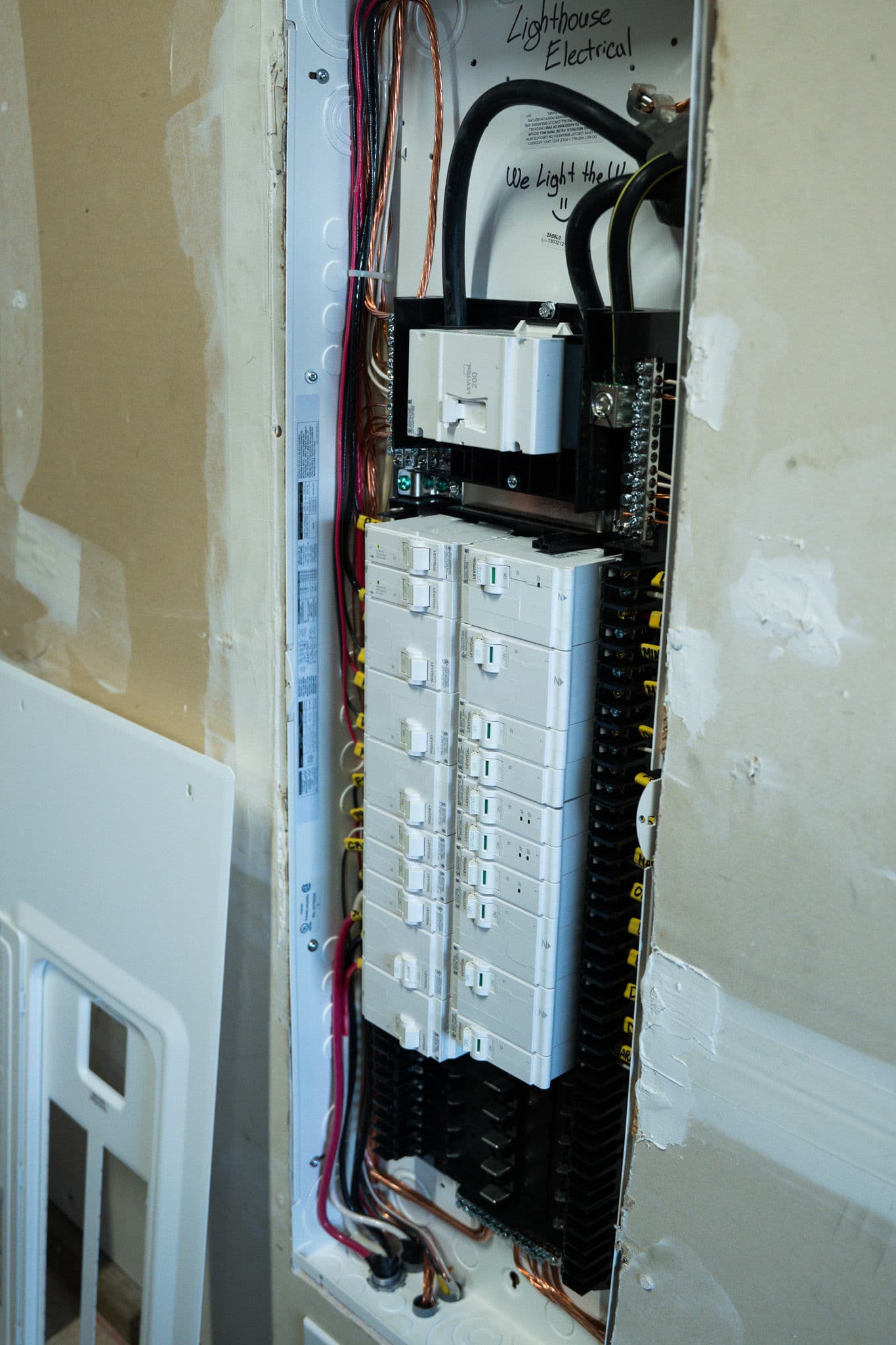 Gallery photos for Panel Swap in Marysville Makes Room for AC Circuits: Image #1